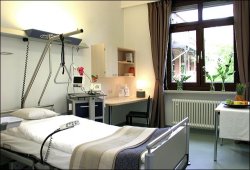 Patientenzimmer Schweißdrüsenentfernung Kassel